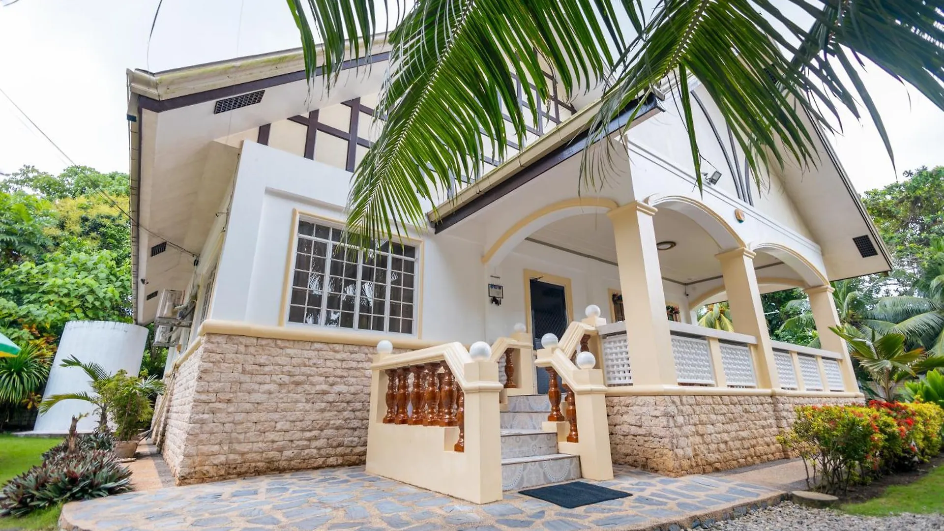 Panglao Villa Family Reunions フィリピン